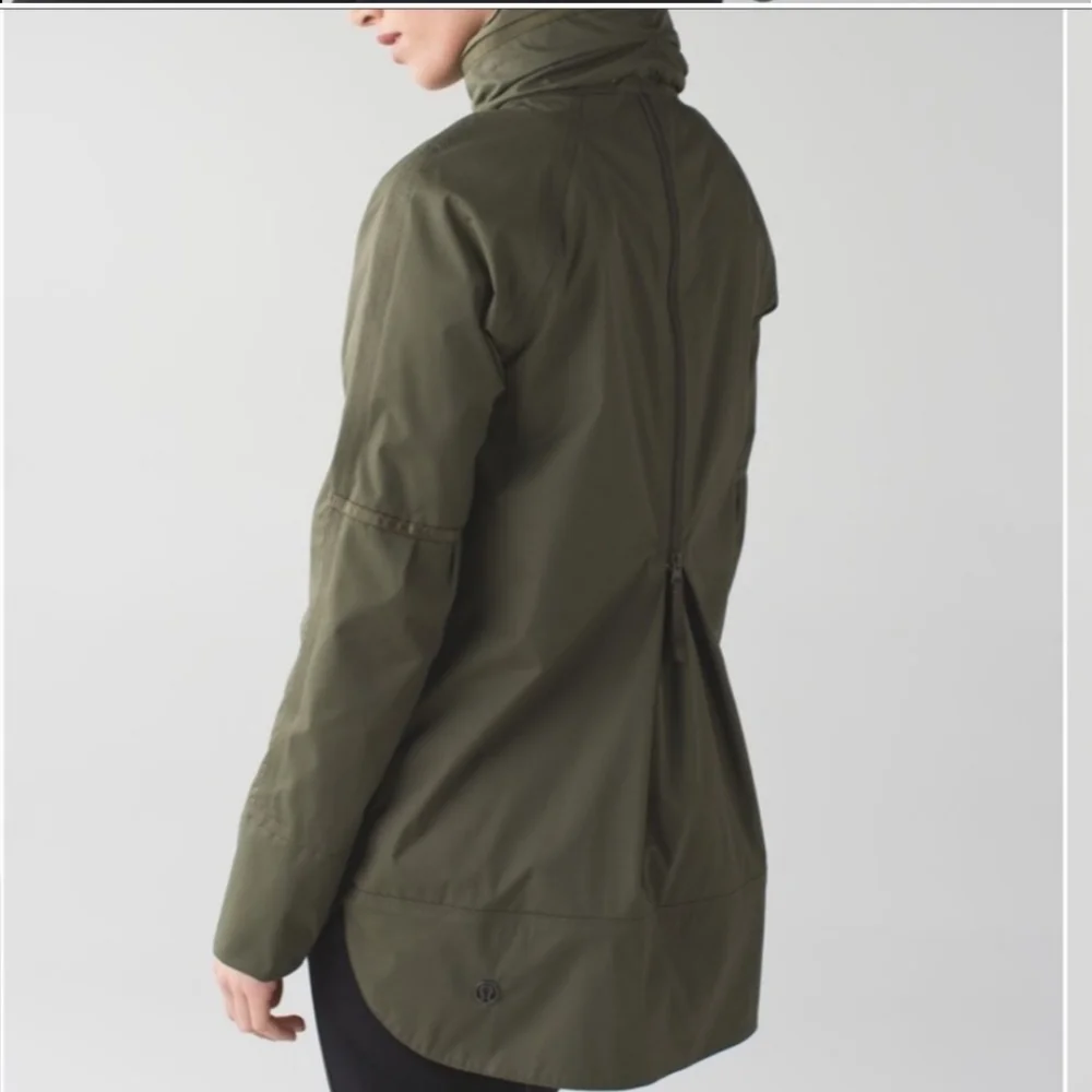 Lululemon Fo Drizzle Jacket 4 Olive Fatigue Green Rain Coat Hooded
